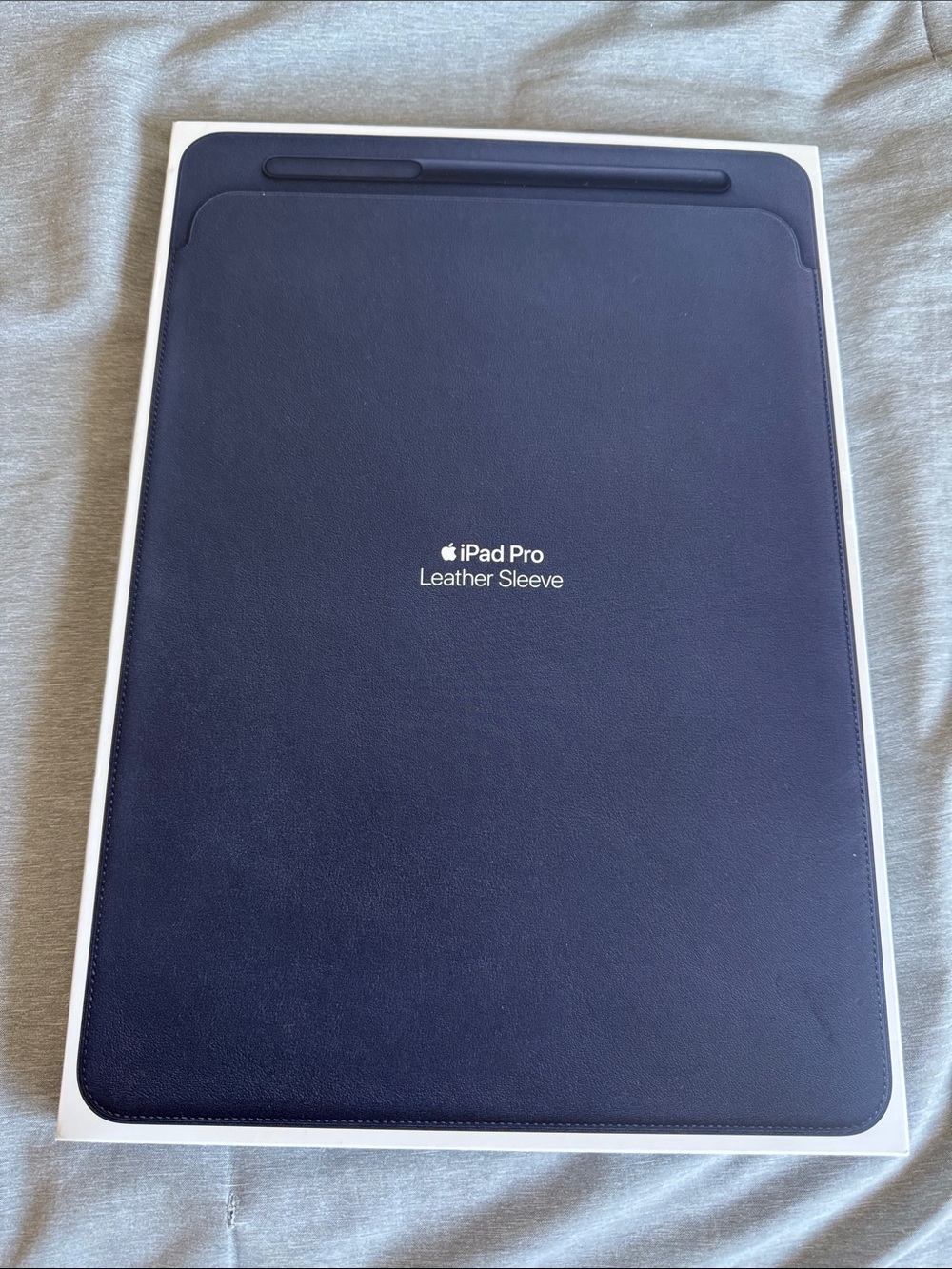 Apple iPad Pro Leather Sleeve - Blue